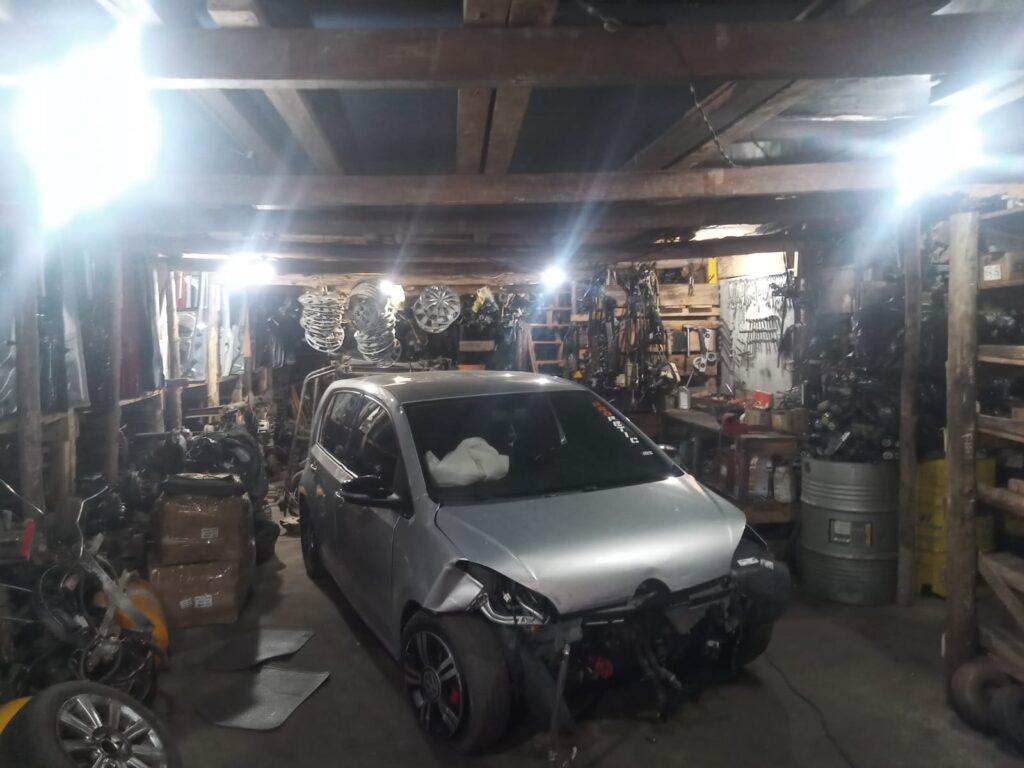 carro danificado