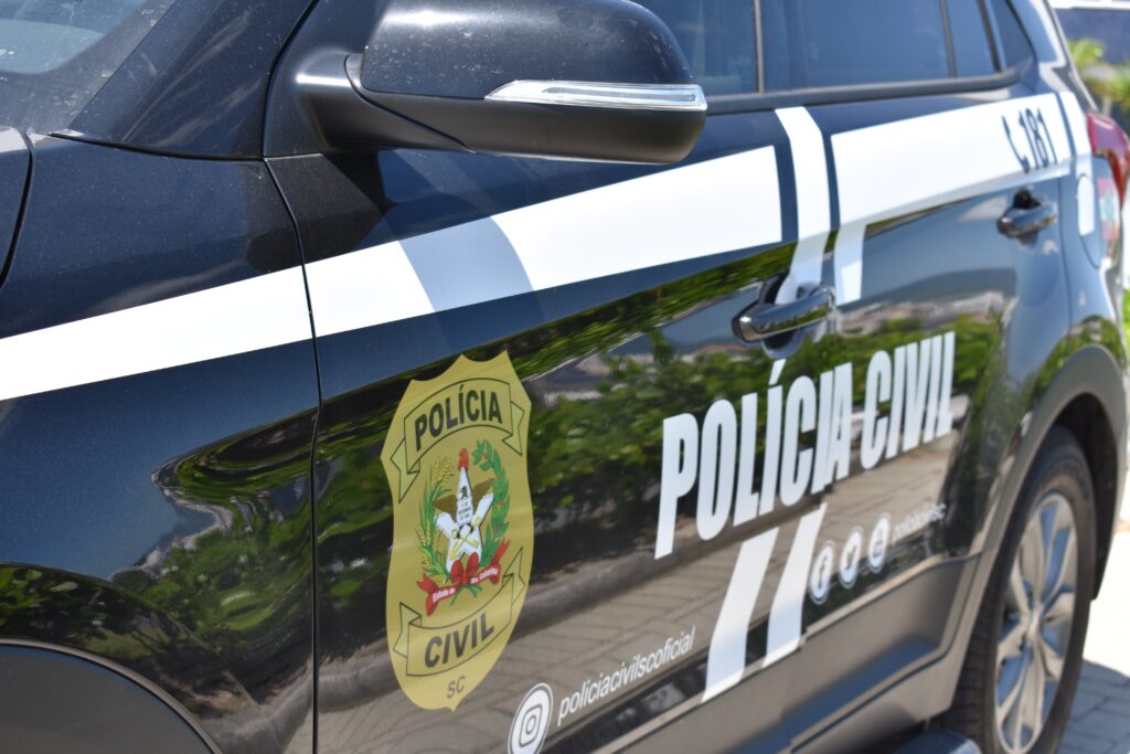 viatura de policia da policia civil